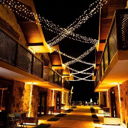 Tas Mahall Luxury Hotel Ağva Exteriör bild