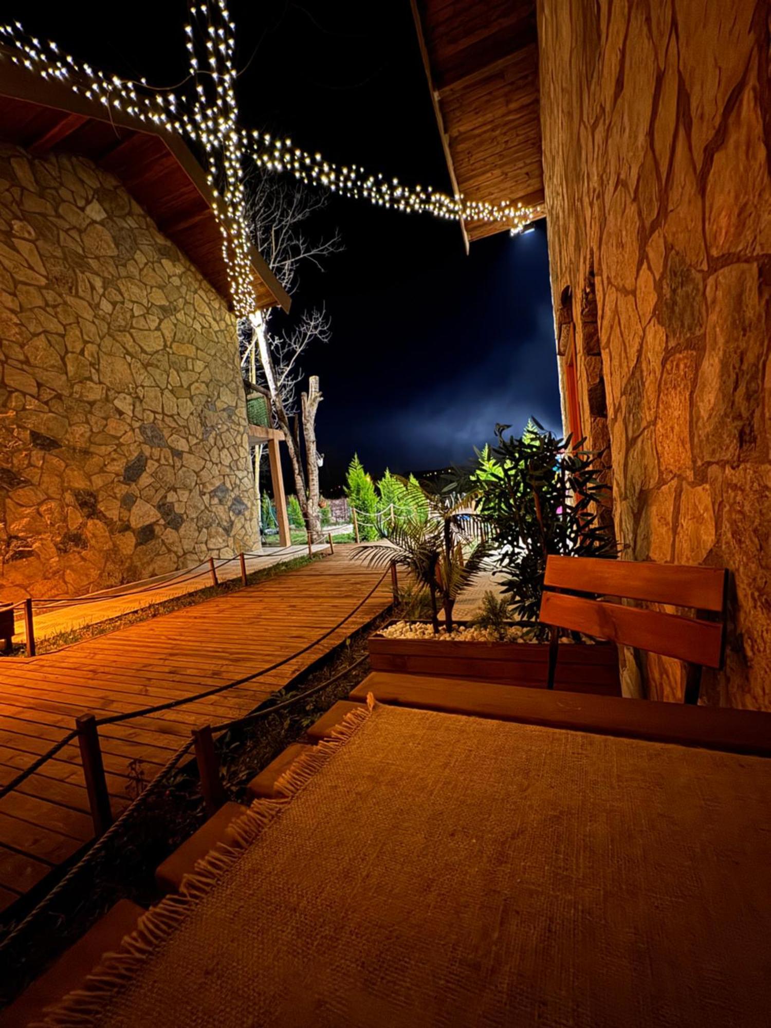 Tas Mahall Luxury Hotel Ağva Exteriör bild
